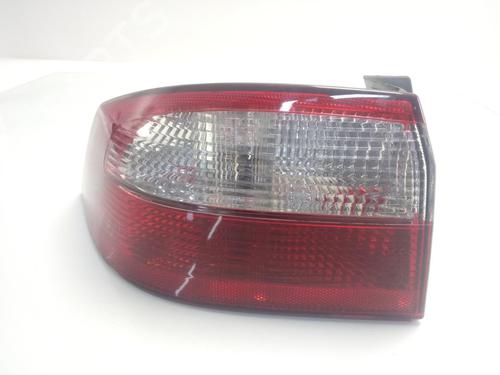 Used Left taillight RENAULT LAGUNA II (BG0/1_) [2001-2007]  12843146