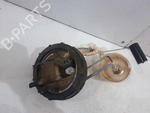Used Fuel pump NISSAN PRIMERA Hatchback (P11) 2.0 TD (90 hp) 12667993