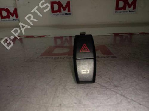 Used Warning switch BMW 5 (E60) 530 d (218 hp) 30370561