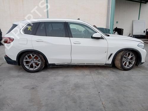 Dashboard BMW X5 (G05, F95) xDrive 40 i Mild-Hybrid | BP40104548C46 - Image 10