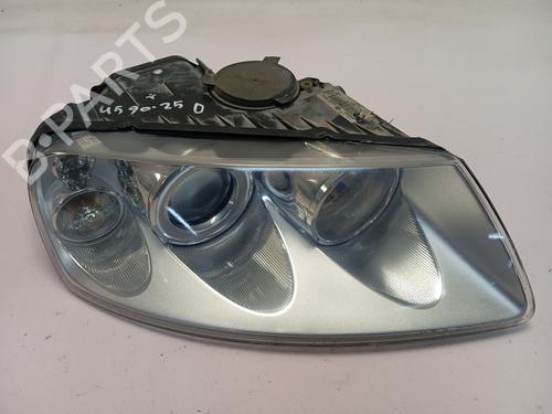 Used Right headlight VW TOUAREG (7LA, 7L6, 7L7) [2002-2013]  30537638