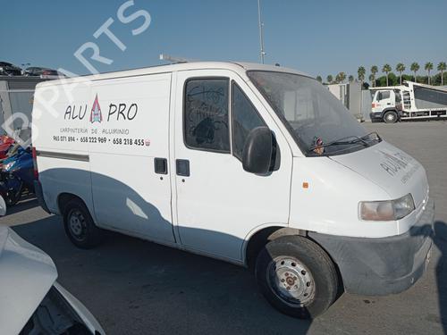 Brugte PEUGEOT BOXER Van (230L) 2.5 D 4936440