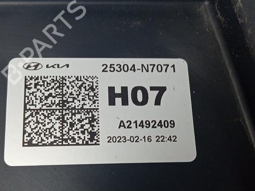 Radiator fan HYUNDAI TUCSON (NX4E, NX4A)  | BP27302725M35 
