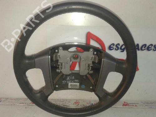 Used Steering wheel KIA SORENTO I (JC) 2.5 CRDi (170 hp) 30369373