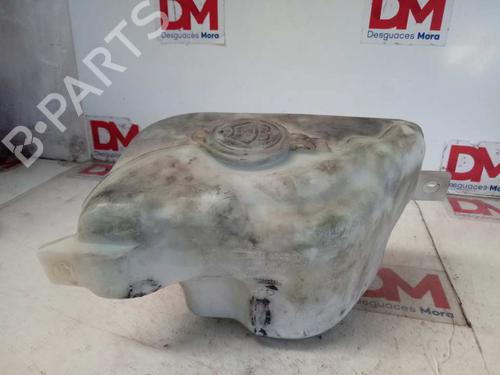 Used Windscreen washer tank SUZUKI VITARA (ET, TA, TD) 1.9 D All-wheel Drive (SE419TD) (75 hp) 30370340