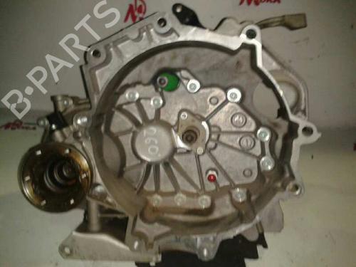 Used Gearbox VW POLO (9N_, 9A_) 1.2 12V (64 hp) 12635917