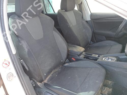 Right tailgate light SKODA OCTAVIA IV Combi (NX5, PV5) 1.0 TSI e-TEC | BP30914049C80  - Image 18