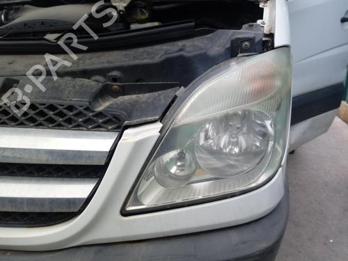 Venstre forlygte MERCEDES-BENZ SPRINTER 3,5-t Van (B906) 313 CDI (906.631, 906.633, 906.635, 906.637) (129 hp) 12675501