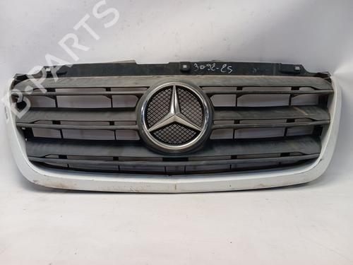 Used Grille MERCEDES-BENZ SPRINTER 3-t Van (B910) [2018-2026]  32474227