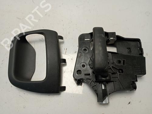 Used Front right interior door handle PEUGEOT PARTNER Box Body/MPV 1.6 HDi (75 hp) 16677618