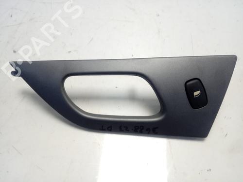 Used Right rear window switch PEUGEOT 407 (6D_) 1.6 HDi 110 (6D9HZC, 6D9HYC) (109 hp) 30372992