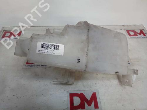 Used Windscreen washer tank NISSAN NV200 / EVALIA Bus 1.6 16V (M20, M20M) (110 hp) 12655550