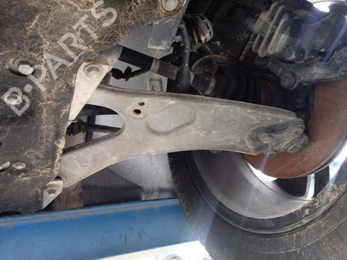 Used Left front suspension arm PEUGEOT 2008 II (UD_, US_, UY_, UJ_, UR_, UC_) [2019-2025]  16097297