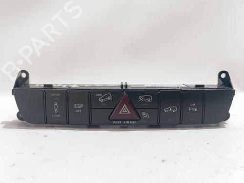 Used Warning switch Warning switch MERCEDES-BENZ M-CLASS (W164) ML 320 CDI 4-matic (164.122) (224 hp) 36076842 36076842