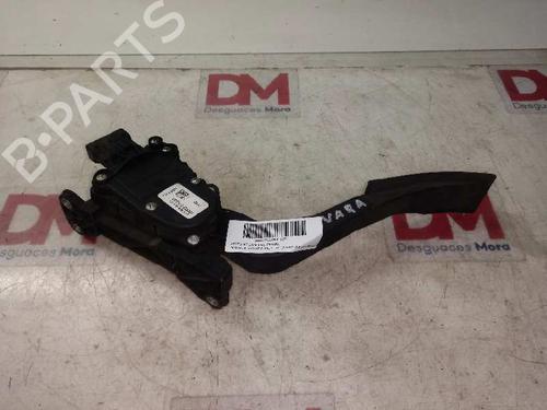 Used Pedal NISSAN NAVARA NP300 (D40) 2.5 dCi (163 hp) 13617974