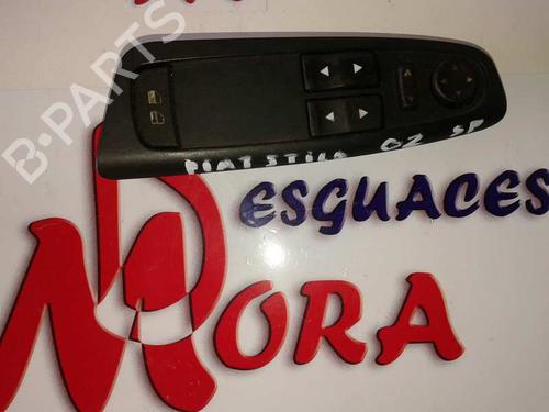 Used Left front window switch FIAT STILO (192_) 1.9 JTD (192_XF1A) (80 hp) 16908196