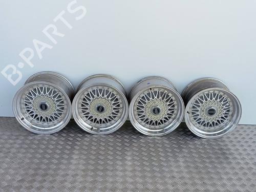 Used Rim AUDI 100 C3 Avant (445, 446) 2.2 (137 hp) 28974983