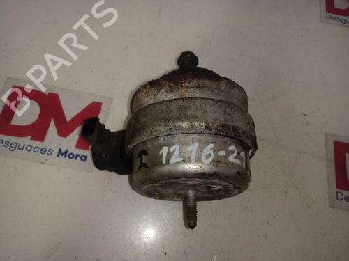 Used Engine mount AUDI A4 B7 Avant (8ED) [2004-2008]  30371610