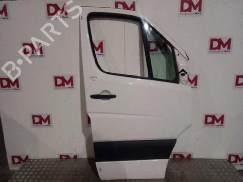 Used Right front door VW CRAFTER 30-50 Van (2E_) 2.0 TDI (109 hp) 12662477