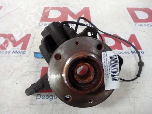 Used Right front steering knuckle PEUGEOT 208 I (CA_, CC_) [2012-2020]  12660910