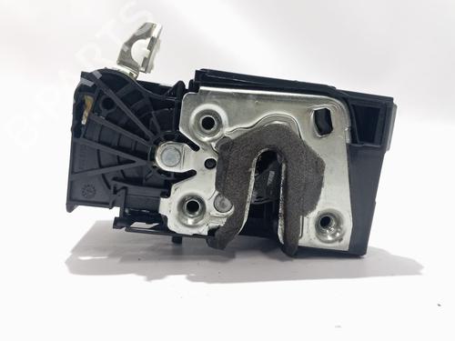 rear-left-lock-dacia-sandero-iii-2021-33017694 main image