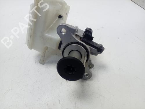 Brake master cylinder VW PASSAT B8 Variant (3G5, CB5) 2.0 TDI | BP16572284M77 