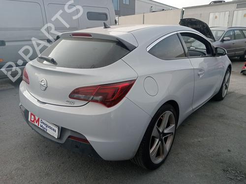 Brugte OPEL ASTRA J GTC 1.6 Turbo (08) 4932982