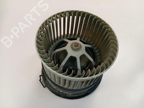 Motor calefaccion Motor calefaccion PEUGEOT 407 (6D_) 2.0 HDi 135 (6DRHRH, 6DRHRE, 6DRHRG, 6DRHRJ) (136 hp) 39746273 39746273