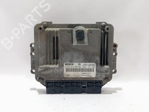 Used Engine control unit (ECU) Engine control unit (ECU) RENAULT MASTER II Bus (JD) [1997-2010] 35979524 35979524
