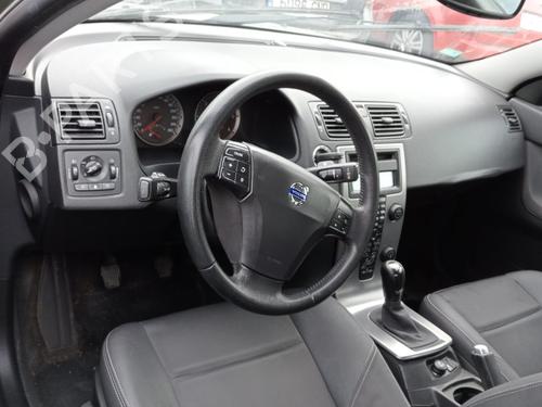 Right headlight VOLVO S40 II (544) 2.0 D | BP15782553C29