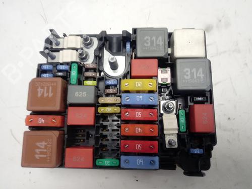 Used Fuse box DS DS 7 Crossback (J4_, JR_, JC_) 1.6 PureTech 180 (J45GFR) (180 hp) 15255244