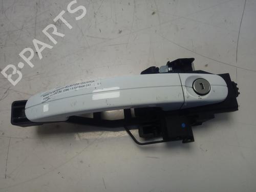 Used Front left exterior door handle FORD FOCUS III [2010-2020]  17624084