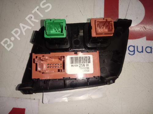 Switch DS DS 4 / DS 4 CROSSBACK (NX_) | BP16774042I30