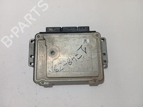 Used Engine control unit (ECU) NISSAN INTERSTAR Van (X70) [2002-2025]  27200693