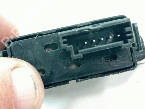 Warning switch KIA SPORTAGE III (SL) 2.0 CRDi AWD | BP18150883I22