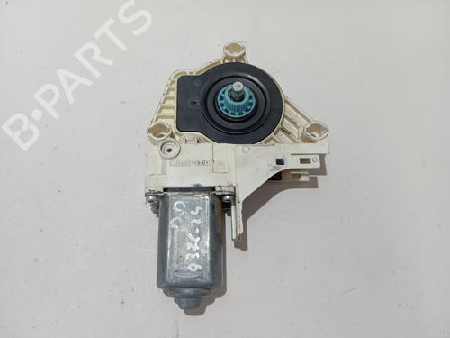 Used Right front window motor AUDI Q3 (8UB, 8UG) [2011-2020]  26883205