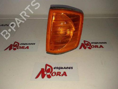 Used Left front indicator MERCEDES-BENZ 190 (W201) [1982-1993]  30370095