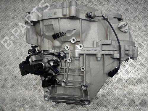 Gearbox HYUNDAI TUCSON (TL, TLE) 1.6 CRDi All-wheel Drive | BP13453670M3 