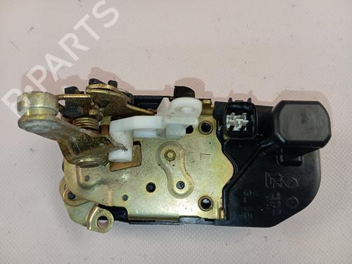 Venstre bagtil lås JEEP GRAND CHEROKEE III (WH, WK) 3.0 CRD (218 hp) 31831887