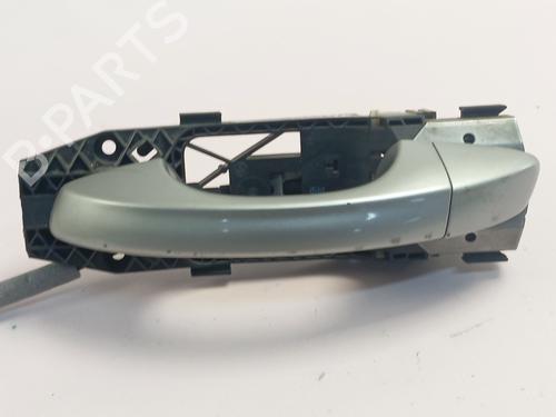 front-left-exterior-door-handle-vw-golf-vii-5g1-bq1-be1-be2-2012-2013-2014-2015-2016-2017-2018-2019-2020-2021-32498767 main image