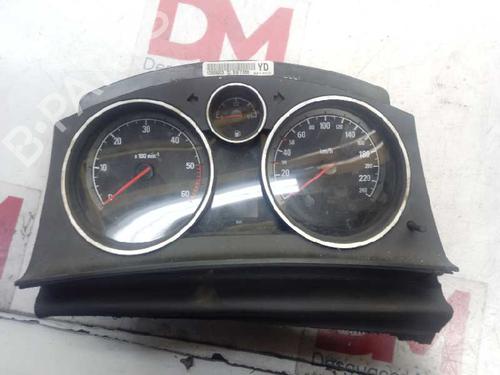 Used Instrument cluster OPEL ASTRA H (A04) [2004-2014]  16829017