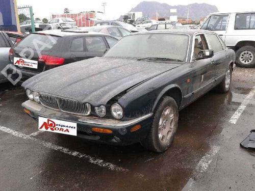 AC compressor JAGUAR XJ (X308)  | BP29436930M34 