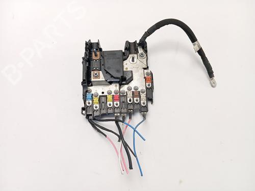 Used Fuse box Fuse box PEUGEOT 3008 II SUV (MC_, MR_, MJ_, M4_) Hybrid (224 hp) 26700020 26700020