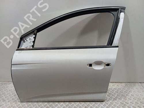 left-front-door-renault-megane-iv-hatchback-b9amn_-2015-31837468 main image