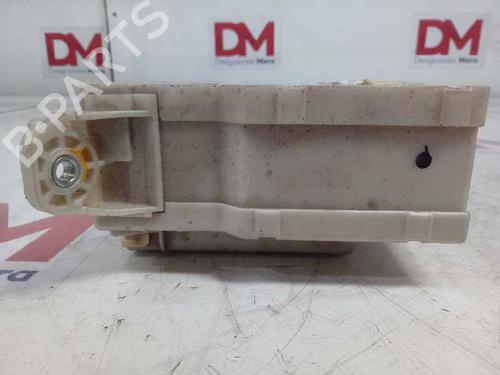 Fuse box LEXUS IS II (_E2_) 220d (ALE20) | BP29409652E1 