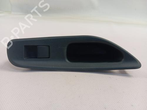 Used Left rear window switch TOYOTA YARIS CROSS (MXP_) [2020-2025]  30685073