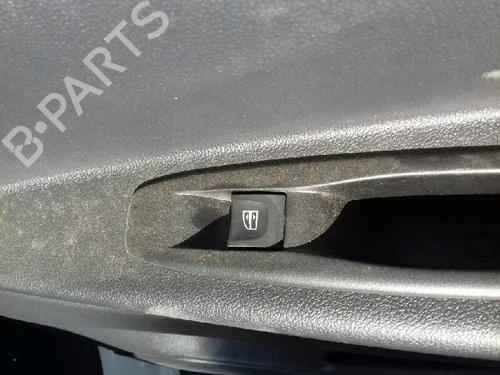 Used Right rear window switch RENAULT CAPTUR I (J5_, H5_) [2013-2025]  30369529