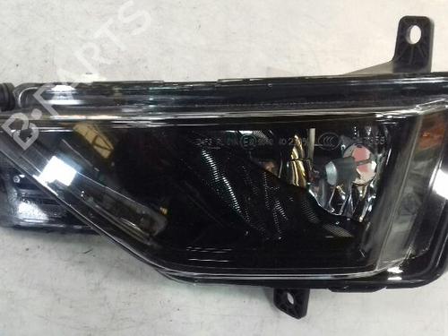 Used Left front fog light VW GOLF SPORTSVAN VII (AM1, AN1) 1.0 TSI (110 hp) 30371189