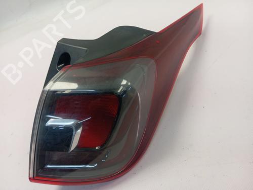 right-taillight-opel-crossland-x-crossland-p17-p2qo-2017-32673485 main image