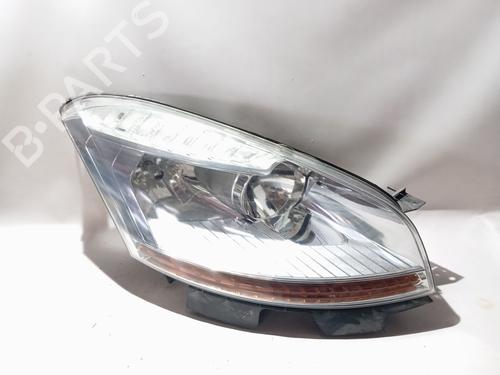 Used Right headlight Right headlight 37489423 37489423